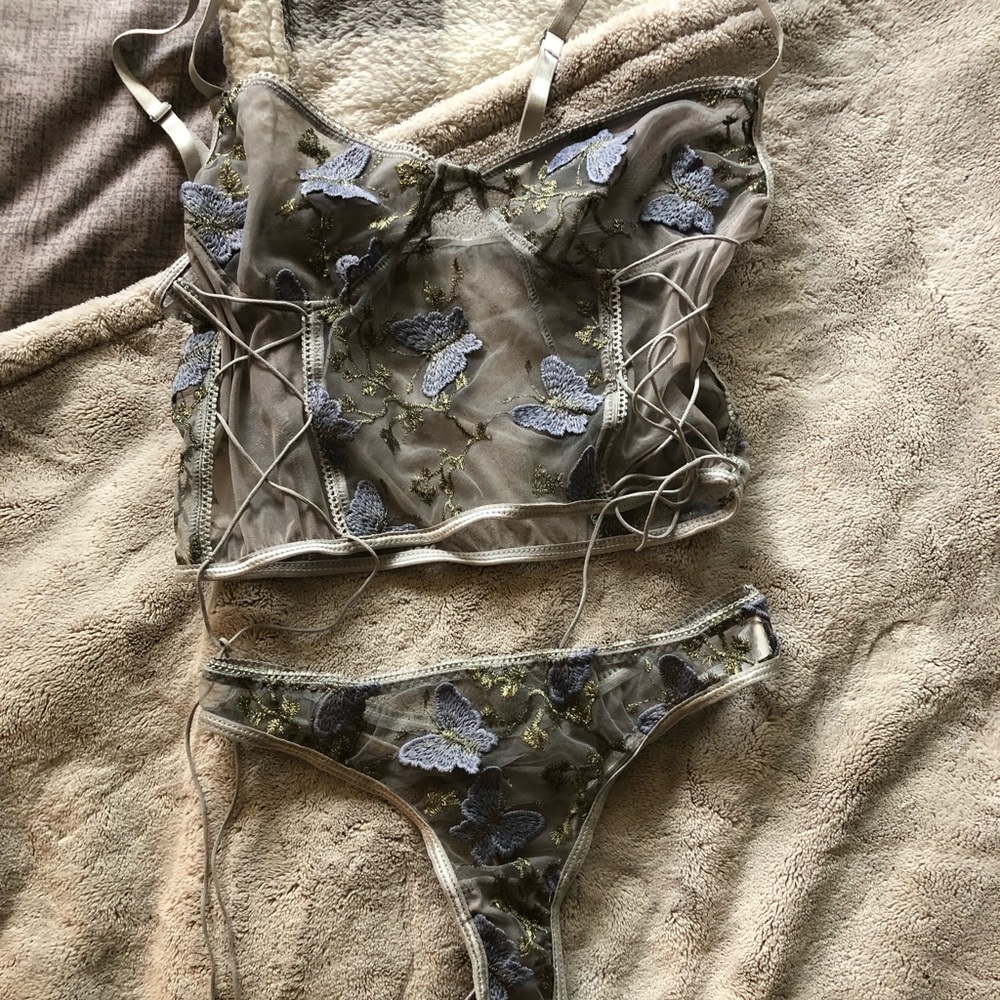 Corset like lingerie set